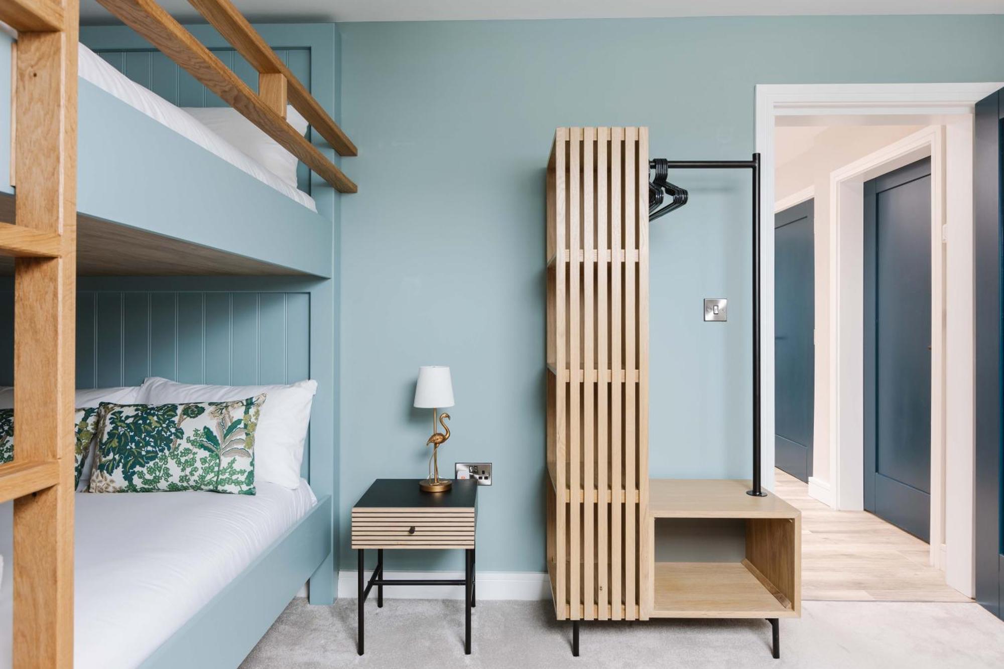 Pier West 7, Db Appartamento *