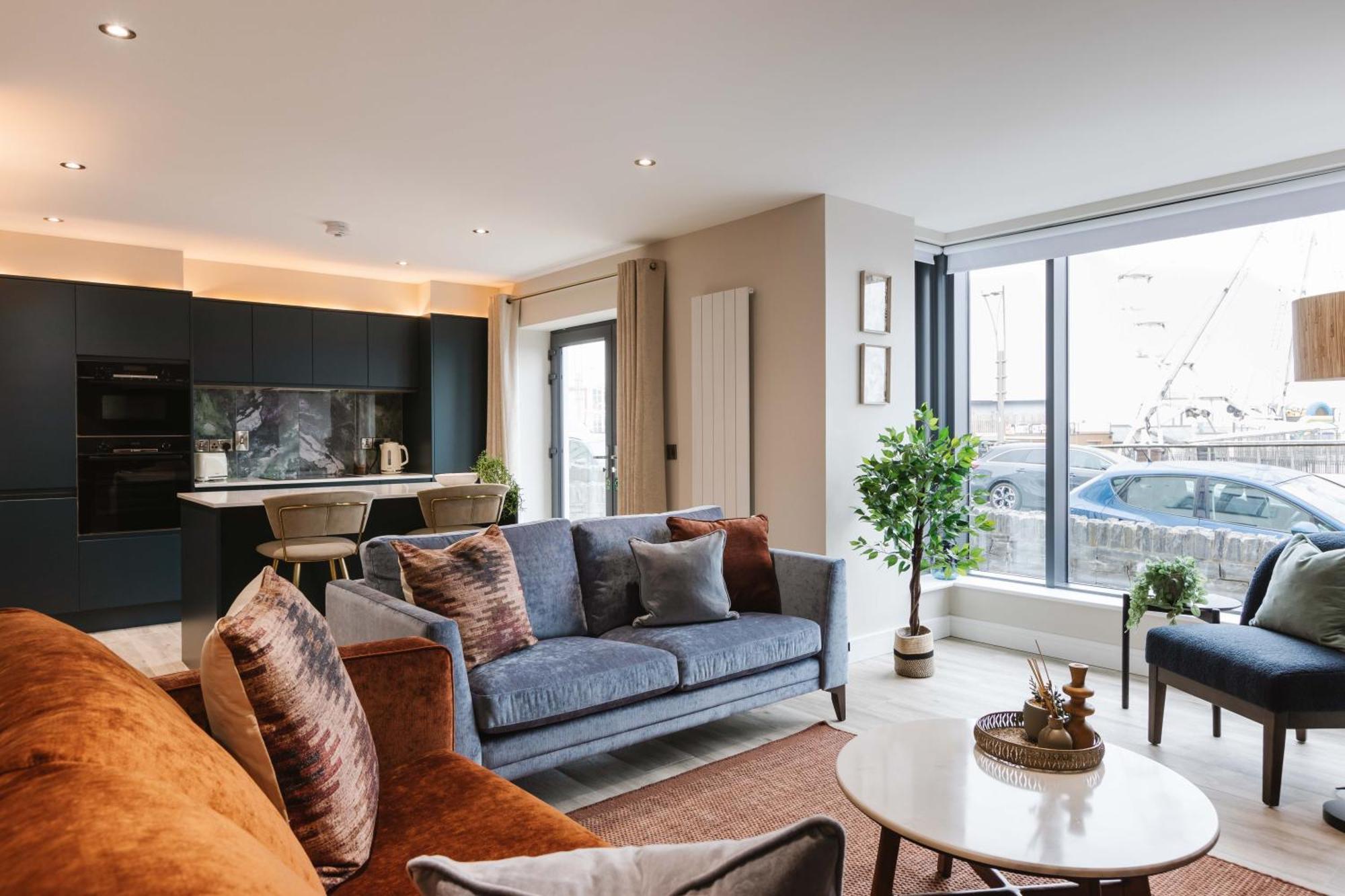 Pier West 7, Db Appartamento