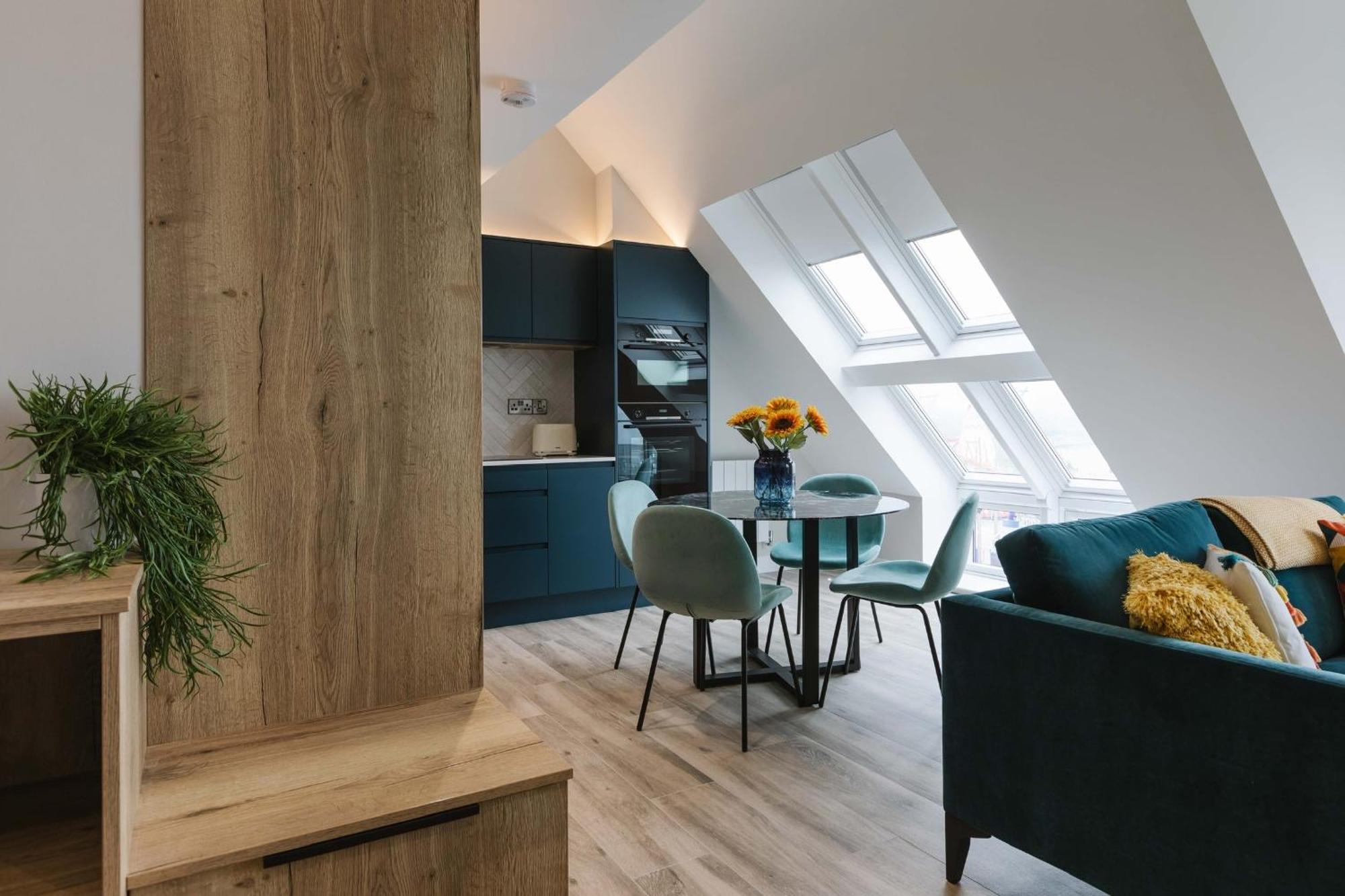 Pier West 7, Db Appartamento