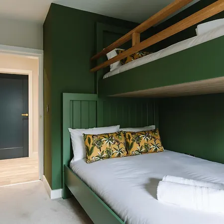 Pier West 7, Db Stays Portrush Esterno foto